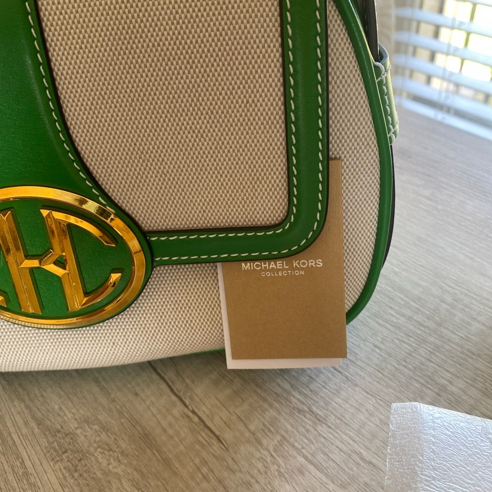 Michael Kors collection cross/ shoulder bag! - Picture 2 of 5